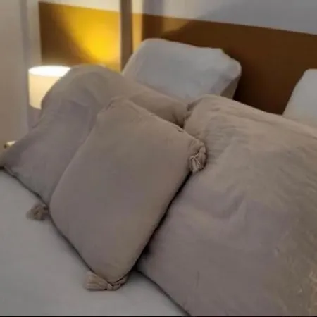 Βίλα Maison De Famille A La Campagne, Piscine, Wifi *