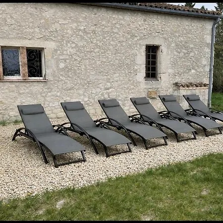 Βίλα Maison De Famille A La Campagne, Piscine, Wifi *
